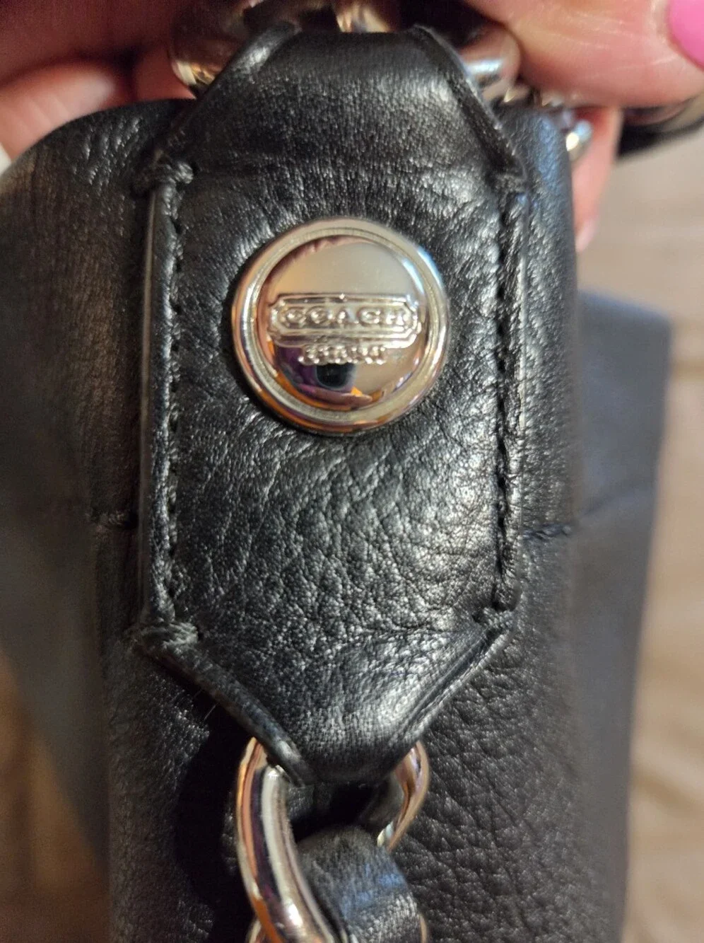 Coach Carly Medium Black Leather Shoulder Bag - Women's Classic Carry F15251.